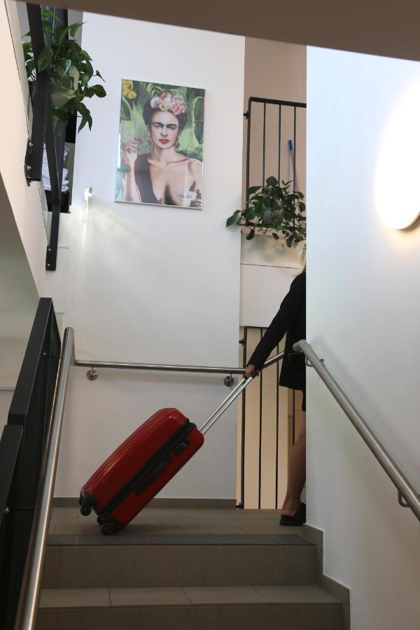 Arbio I Urbanstay Serviced Studios & Apartments กราซ ภายนอก รูปภาพ